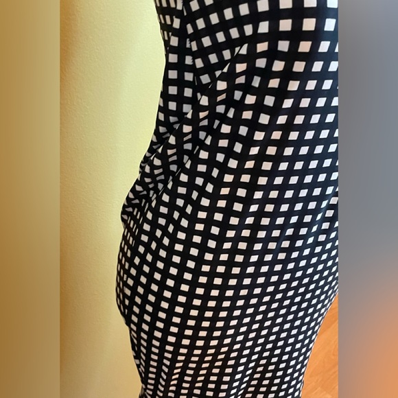 Cupcakes & Vodka Strapless Dress - Picture 4 of 8